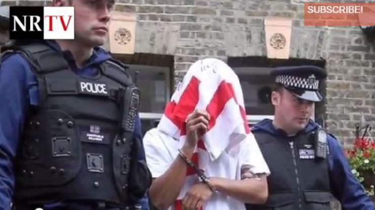 Великобритания шокирована арестом скандального граффитчика Бэнкси (видео)