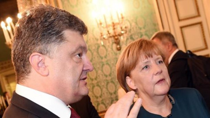 Порошенко и Меркель обсудили ситауцию на Донбассе