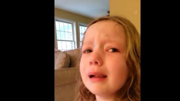 Барак Обама довел до слез американскую девочку (видео)