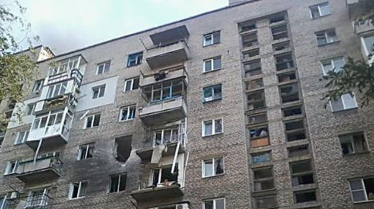 У аэропорта Донецка выселяют жителей многоэтажек