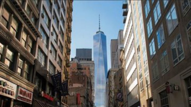 В Нью-Йорке впервые после 11 сентября открылся Всемирный торговый центр (фото)