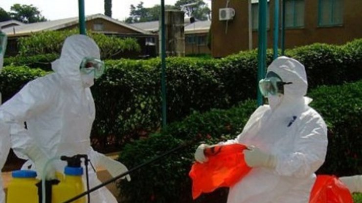 Минздрав заявил о высоком риске занесения вируса Эбола в Украину
