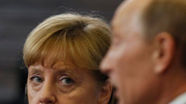 Меркель предупредила о планах России