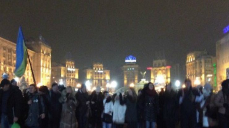Европослы заверили участников "Ночи памяти" в поддержке Украины