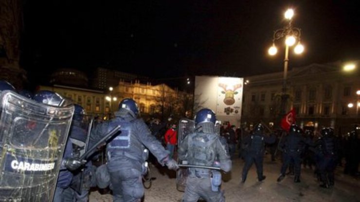 В Милане произошли столкновения перед театром "Ла Скала" (фото)
