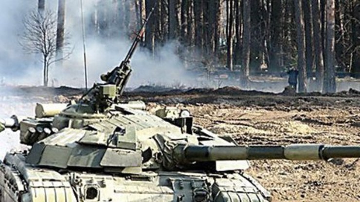 Под Ясиноватой уничтожили танки террористов