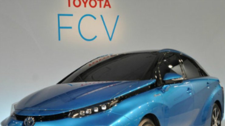 В Японии стартовали продажи автомобиля с водородным двигателем (фото)