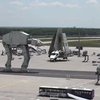Десант НАТО высадился в аэропорту Харькова: видеоприкол