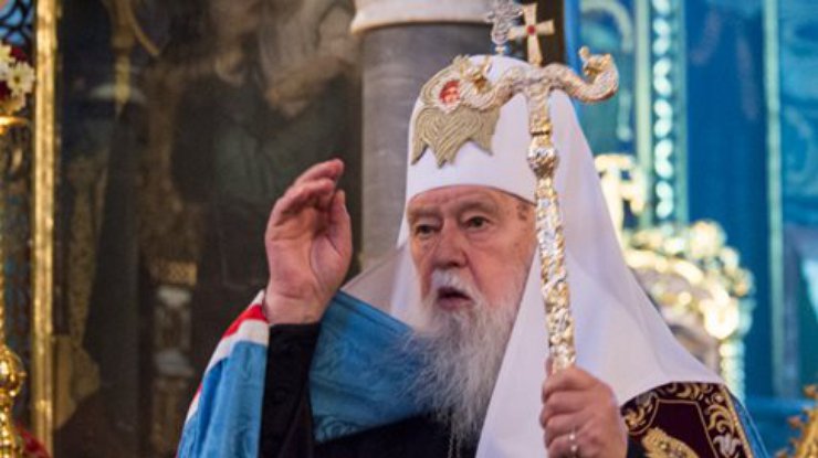Патриарх Филарет грозится не причащать коррупционеров