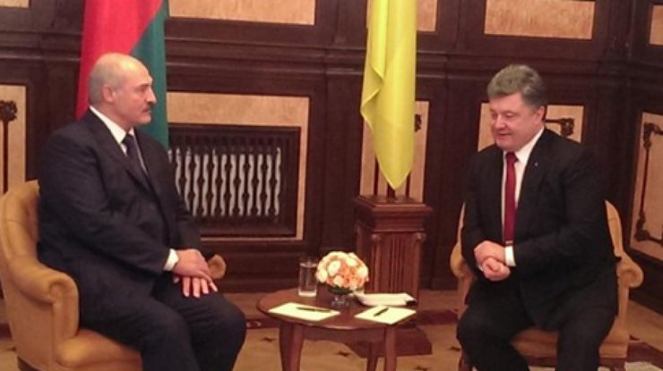 В Администрации президента проходят переговоры Порошенко и Лукашенко