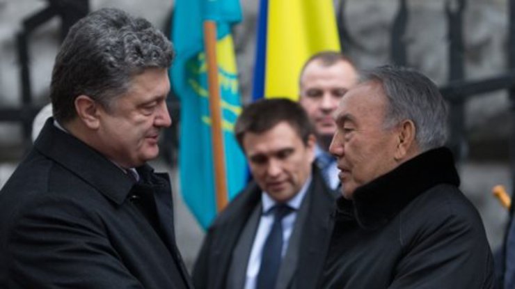Особый интерес Назарбаева и Лукашенко в Киеве