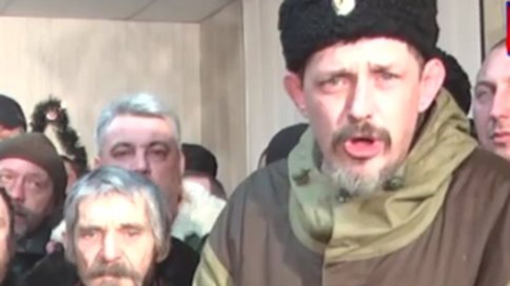 Казаки Стаханова обвиняют Плотницкого в грабежах и мародерстве (видео)