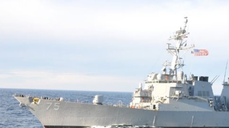 ВМС Украины провели учения с эсминцем США (фото)