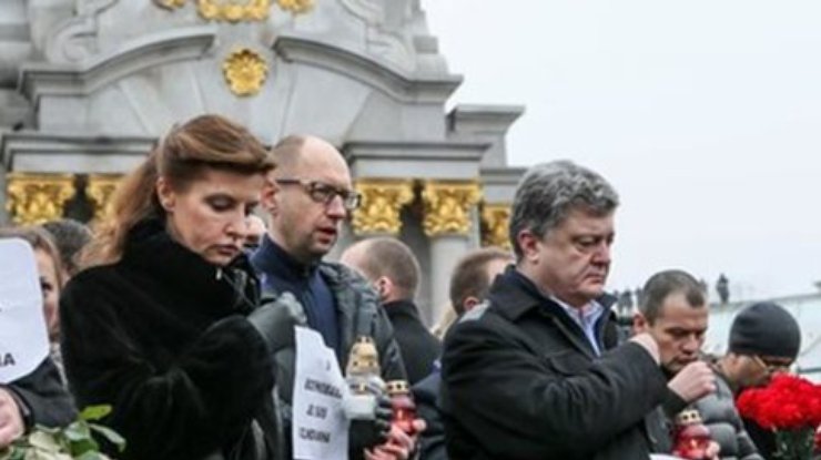 Порошенко на Марше мира пообещал вернуть Донбасс