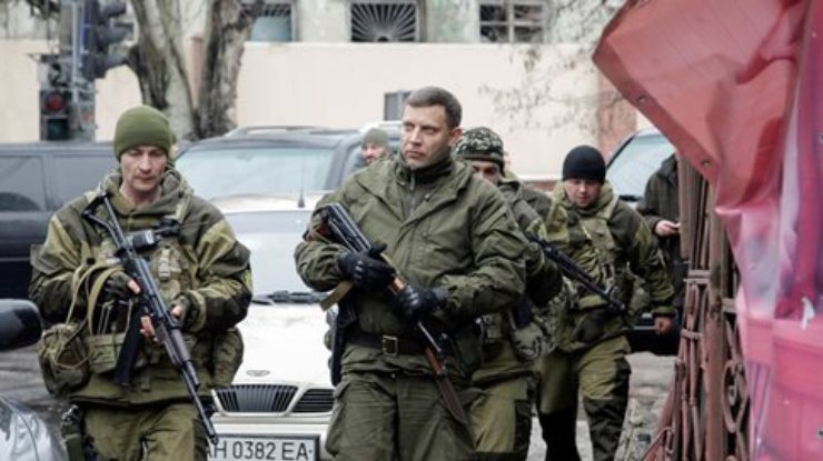 Террористы в Донецке захватывают родственников пленных