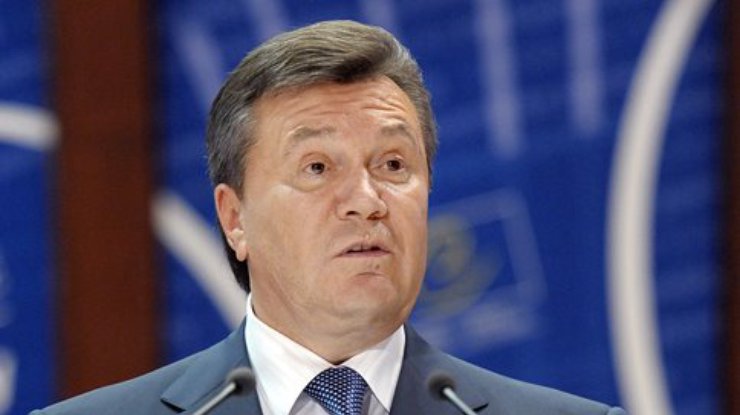 У Януковича могут отобрать звание президента