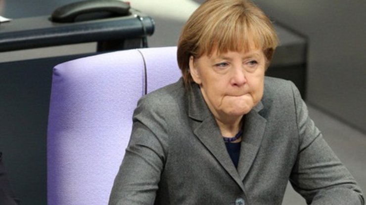 Меркель исключила списание долгов Греции