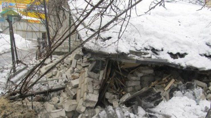 При обстреле Дзержинска и окрестностей Артемовска погибли 7 человек