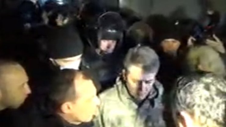 СМИ России распространили дезинформацию о штурме администрации Порошенко