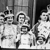 Королева Елизавета II. Листая семейный альбом