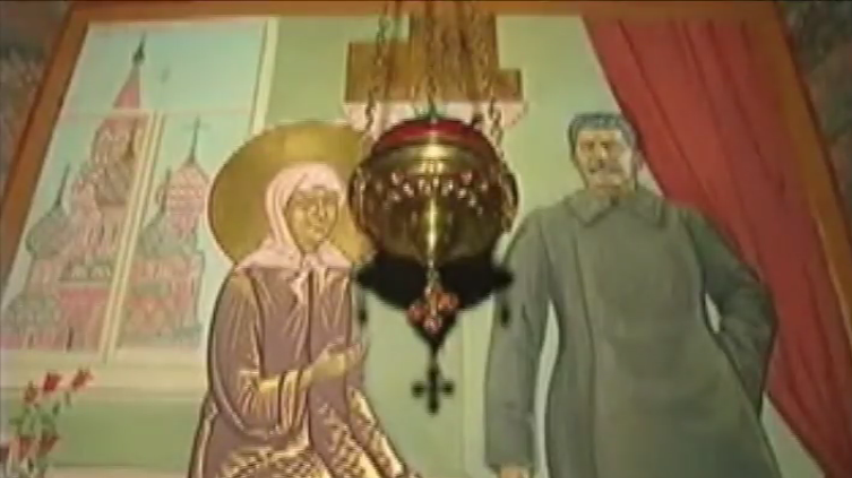 Молебен на Сталина в России назвали манифестом "гражданской религии" 