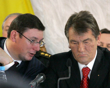 Ющенко решил отомстить Луценко 