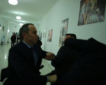 Шуфрич ударил Луценко в лицо