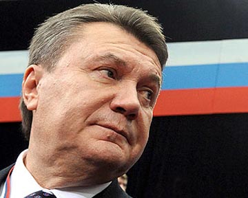Янукович сдаст Украину России