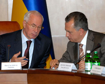 Кабмин сдал налоги