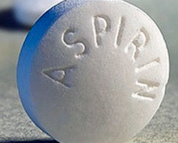 Аспирин сужает сосуды, благодаря чему опухоли не могут использовать их для разрастания