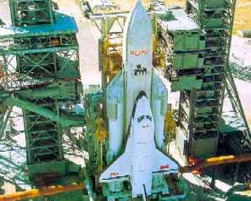 Россия предложила разморозить советский шатл для полетов с Украиной к Луне