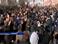 В Харькове пророссийские митингующие поставили на колени активистов Евромайдана (видео)