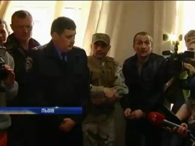 Во Львове начальник ГАИ судится с мэром города (видео)