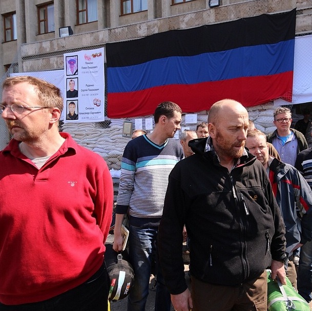 Представитель Путина Лукин освободил инспекторов ОБСЕ из плена (обновлено, фото)