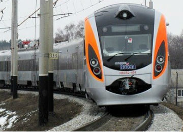"Укрзалiзниця" ввела дополнительный поезд на Днепропетровск.