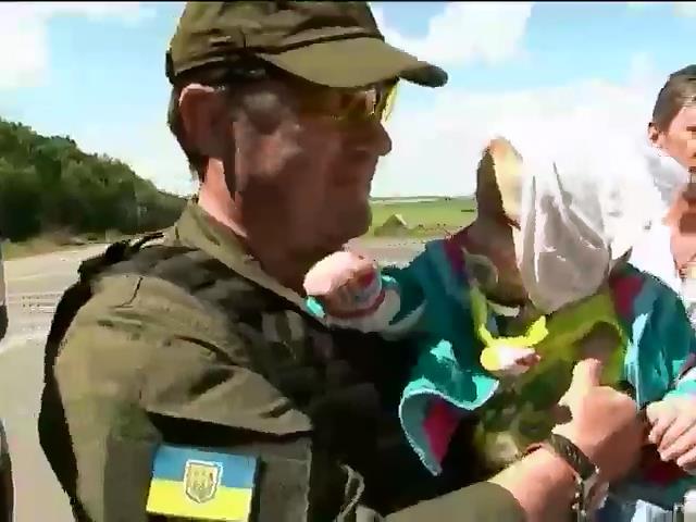 З Донбасу евакуювали понад пiвтисячi дiтей-сирiт (видео)