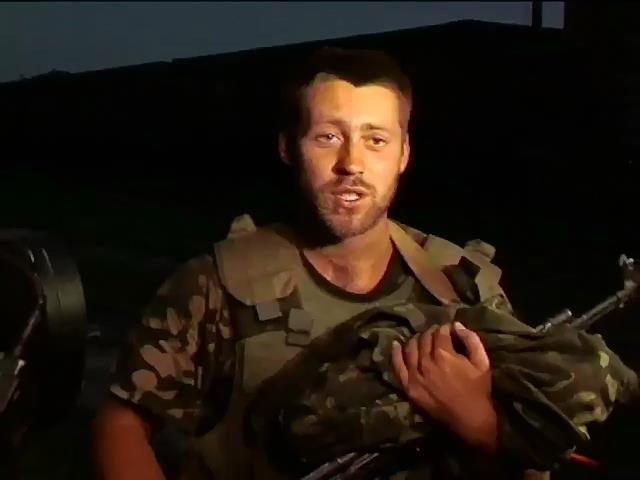Бiйцiв 28-i механiзованоi бригади зустрiчали оркестом i овацiями (вiдео) (видео)