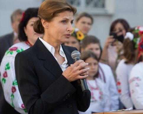Марина Порошенко призналась, что ее сын воюет на Донбассе Марина Порошенко призналась, что ее сын воюет на Донбассе