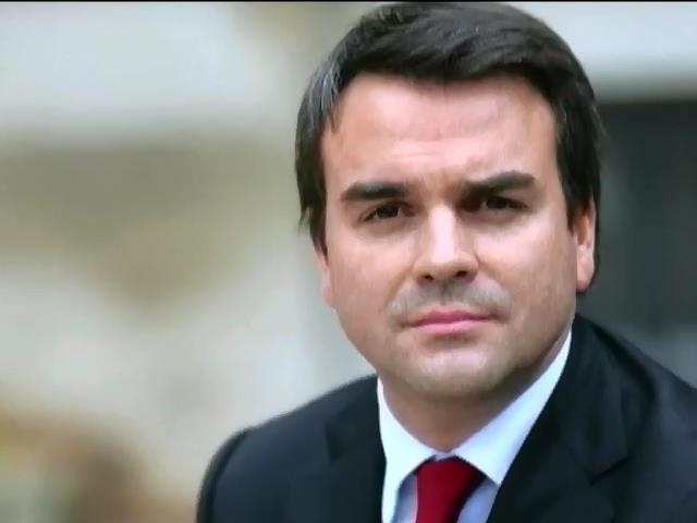 Французский социалист не платил налоги из-за фобии к административным делам (видео) (видео)