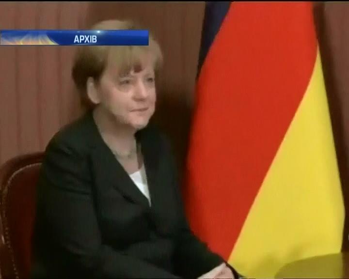 Меркель закликала Путiна встановить контроль за кордоном (видео)