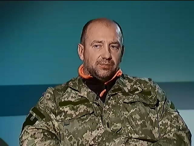 Комабат "Айдара" Мельничук назвал уход с 32 блокпоста сдачей позиций (видео)