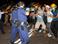 В Гонконге полиция разгоняет "Майдан" дубинками (фото)