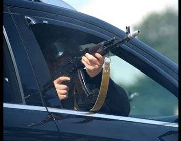 Пьяный сержант выстрелил в судью из автомата