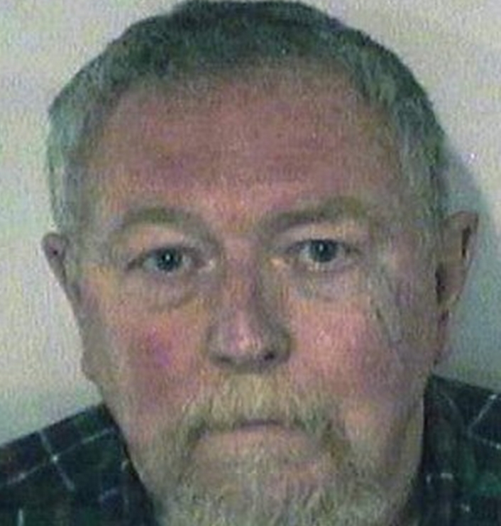 Обвиняемый в краже 67-летний Чарльз Эбботт 