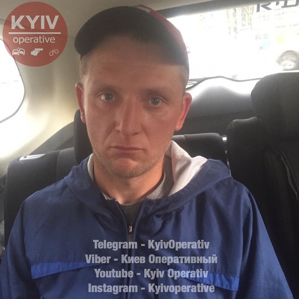 В Киеве дерзко ограбили мать с ребенком