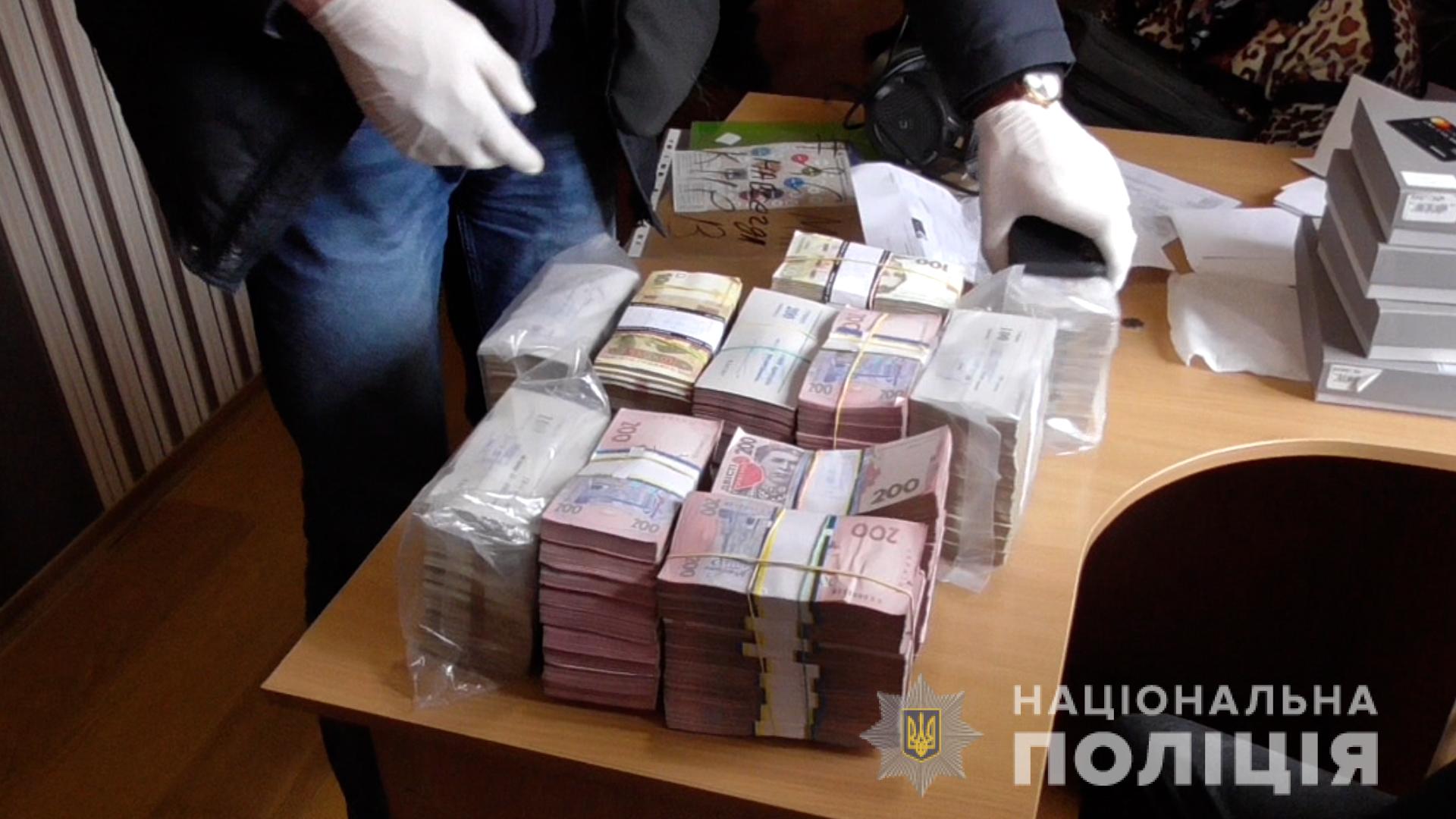 Киберполиция прекратила деятельность мошеннической финансовой пирамиды, жертвами которой стали более 55 тысяч украинцев