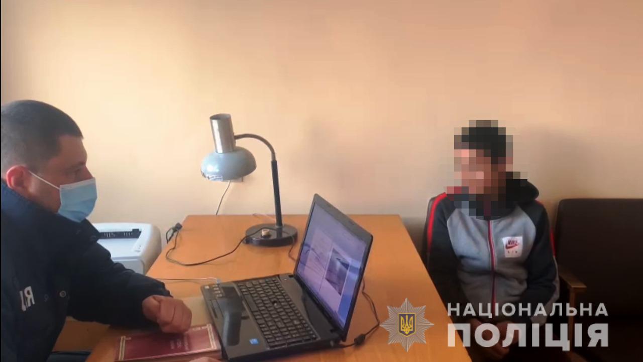 Отказался просить булочки: под Одессой двое мальчишек убили бездомного