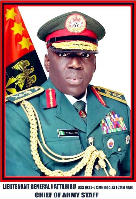 Глава сухопутных войск Нигерии погиб в авиакатастрофе