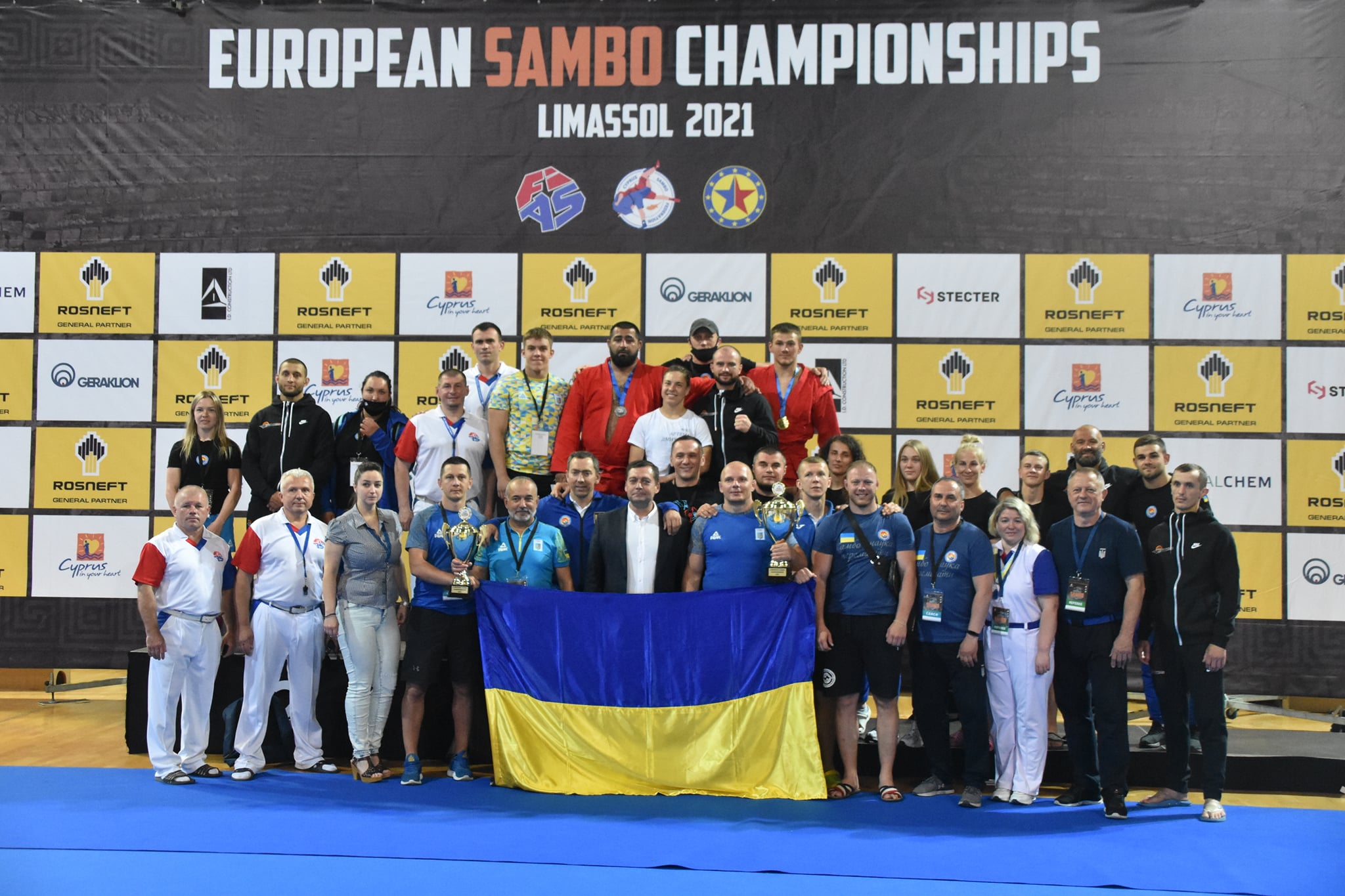 Украина обошла Россию на чемпионате Европы по самбо
