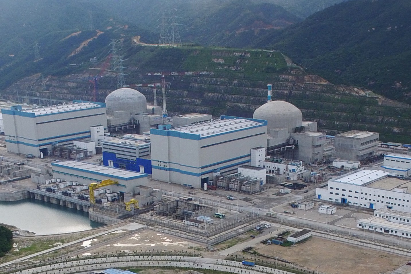 На китайской АЭС произошла утечка радиации
